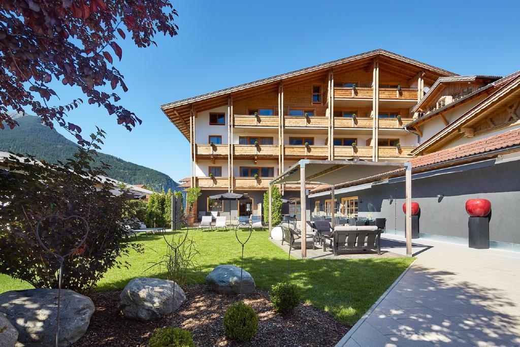 der grüne Baum Mountain Boutique Hotel Ehrwald Extérieur photo